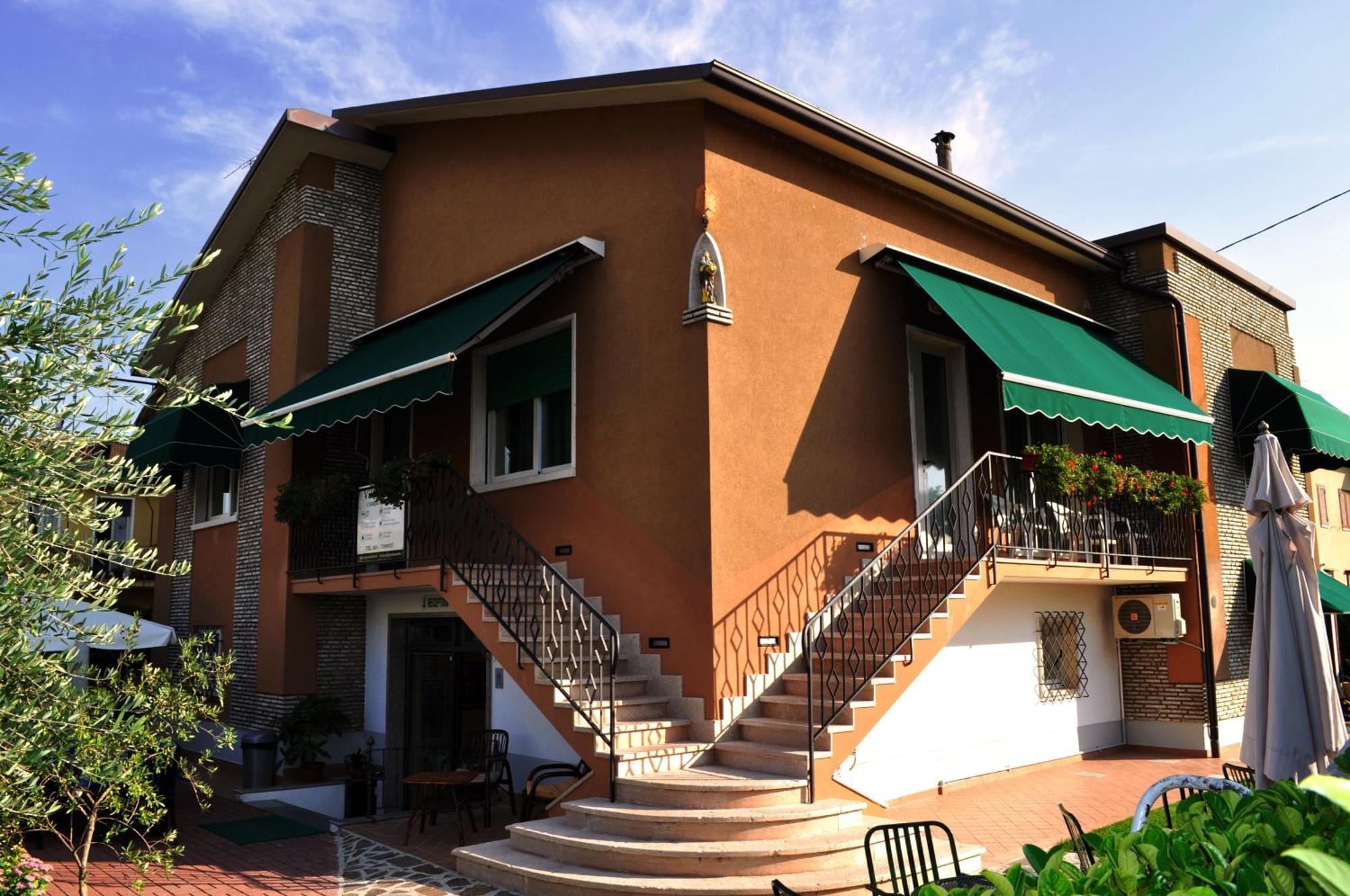 Villa Chiara ลาซีเซ ภายนอก รูปภาพ