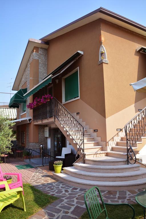 Villa Chiara ลาซีเซ ภายนอก รูปภาพ