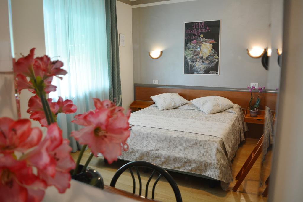 Villa Chiara ลาซีเซ ภายนอก รูปภาพ